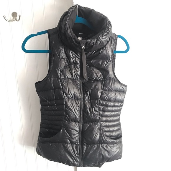 lululemon athletica Jackets & Blazers - Lululemon 4 Fluffin’ Awesome Black Shiny Down Vest